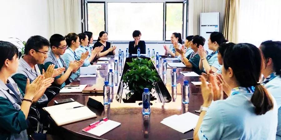 提升專業(yè)能力，提高服務(wù)水平，塑造服務(wù)品牌